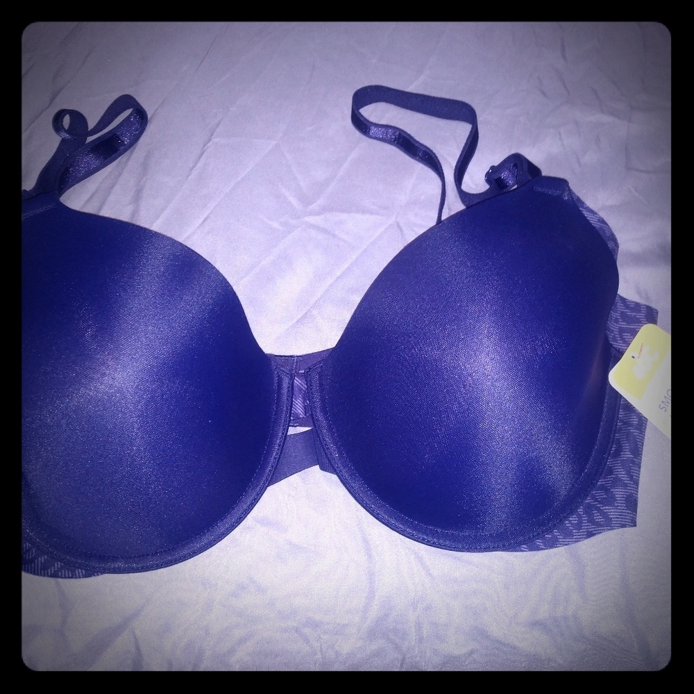 Warner's underarm smoothing bra Multiple sizes